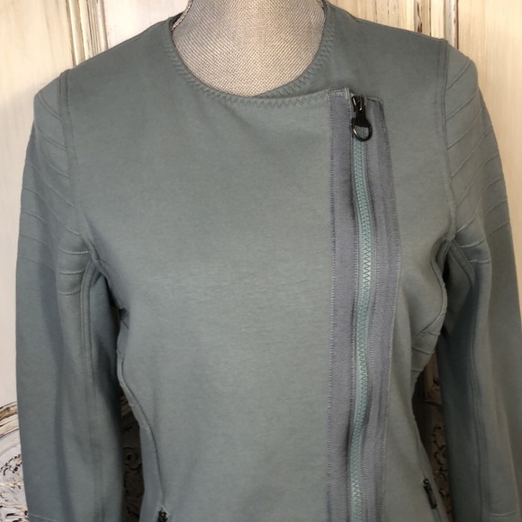 Athleta Beautiful Dusty Green Moto Style Long Sleeve Sport Jacket Size M - Picture 4 of 14